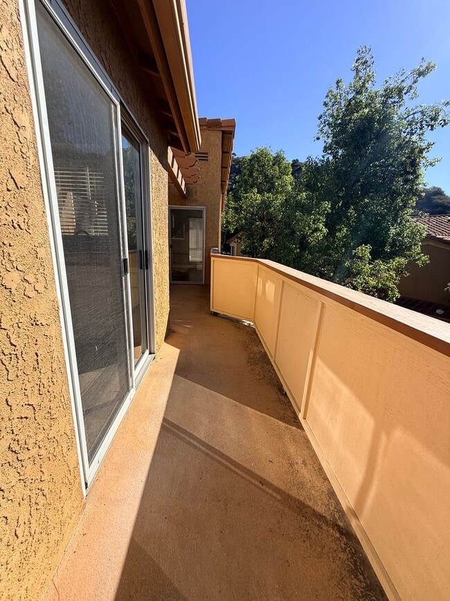 Building Photo - **Coming Soon ** Condo in The Hills Yorba ...