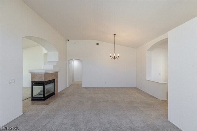 Building Photo - 718 Tiffany Bend St