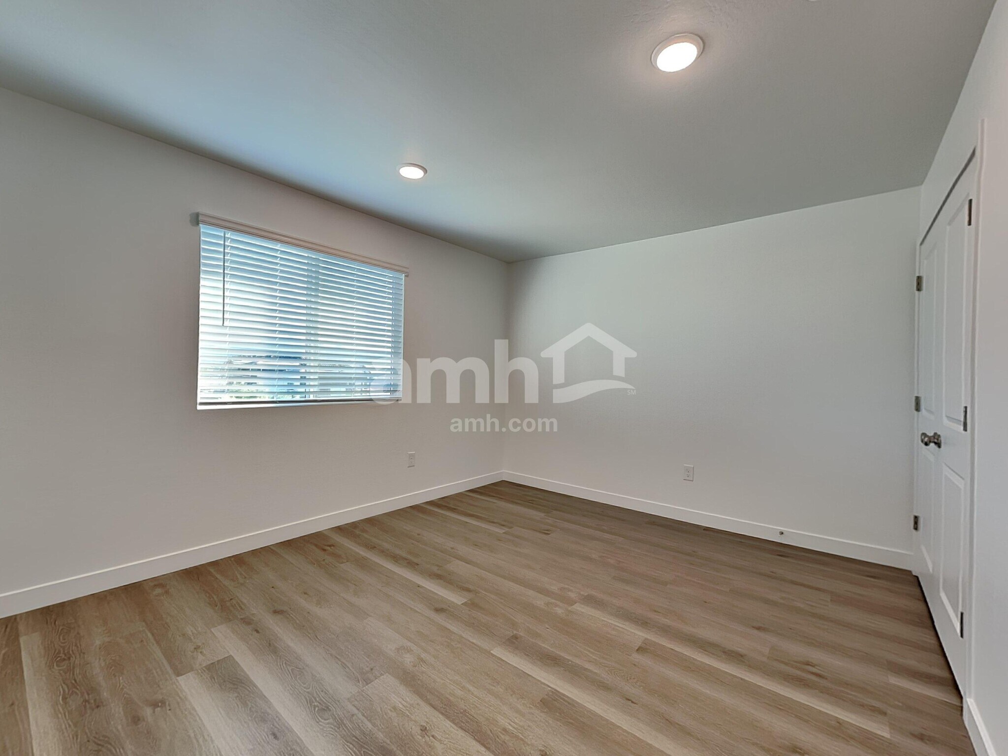Building Photo - 9745 W Luxton Ln
