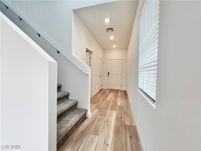 Building Photo - 108 Brielle Beacon Ln