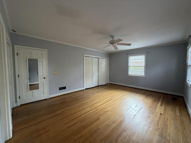 Building Photo - 115 Adams Ave