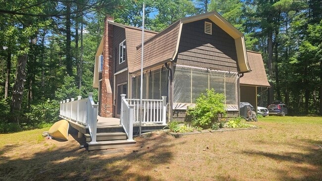 Building Photo - 104 Prouty Ln