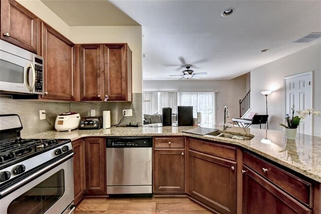 Building Photo - 3601 Postwaite Cir NW