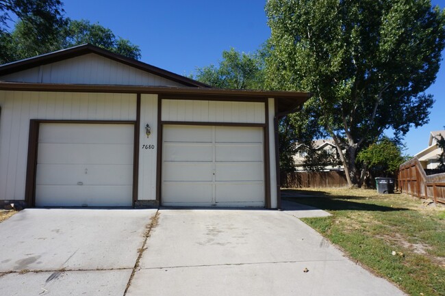 Building Photo - Cozy Pet Friendly 3 Bedroom 2 Bathroom