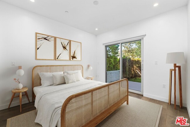 Building Photo - 1433 14th St