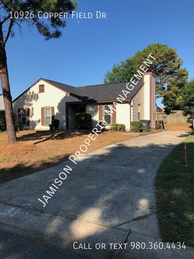 Building Photo - 10926 Copperfield Dr