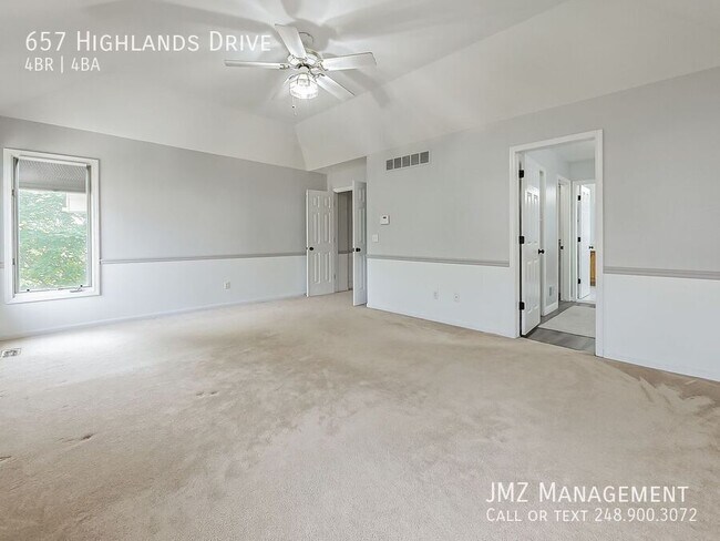 Building Photo - 657 Highlands Dr