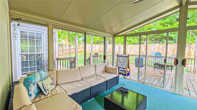 Building Photo - 3760 Mashie Ct