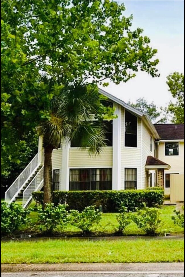 Primary Photo - 2910 W Fox Squirrel Dr