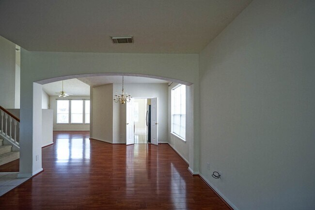 Building Photo - 918 Featherbrook Ct