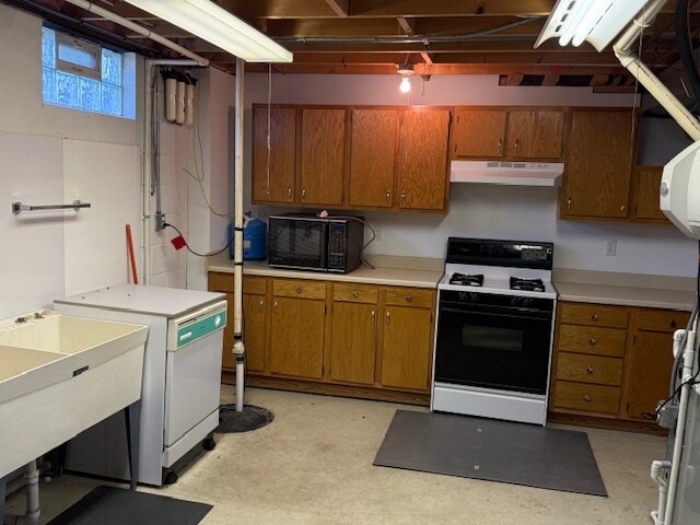 Building Photo - 6325 Carsten Rd