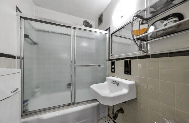 Building Photo - 5710 Junction Blvd