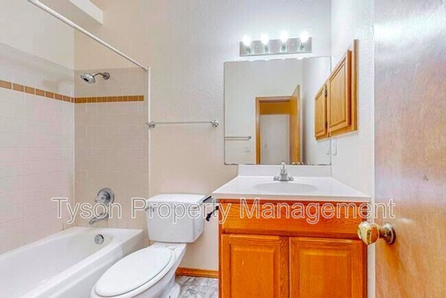 Building Photo - 4701 Plume Rd NW