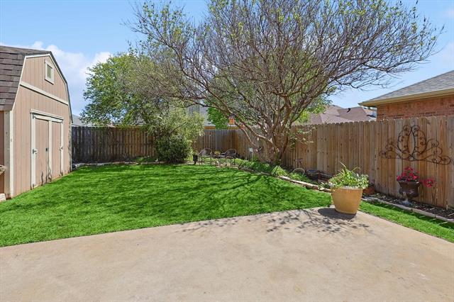 Building Photo - 10740 Irish Glen Trail