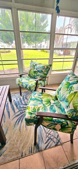 Access to ground floor & only steps away from pool area - 8740 Lueck Ln