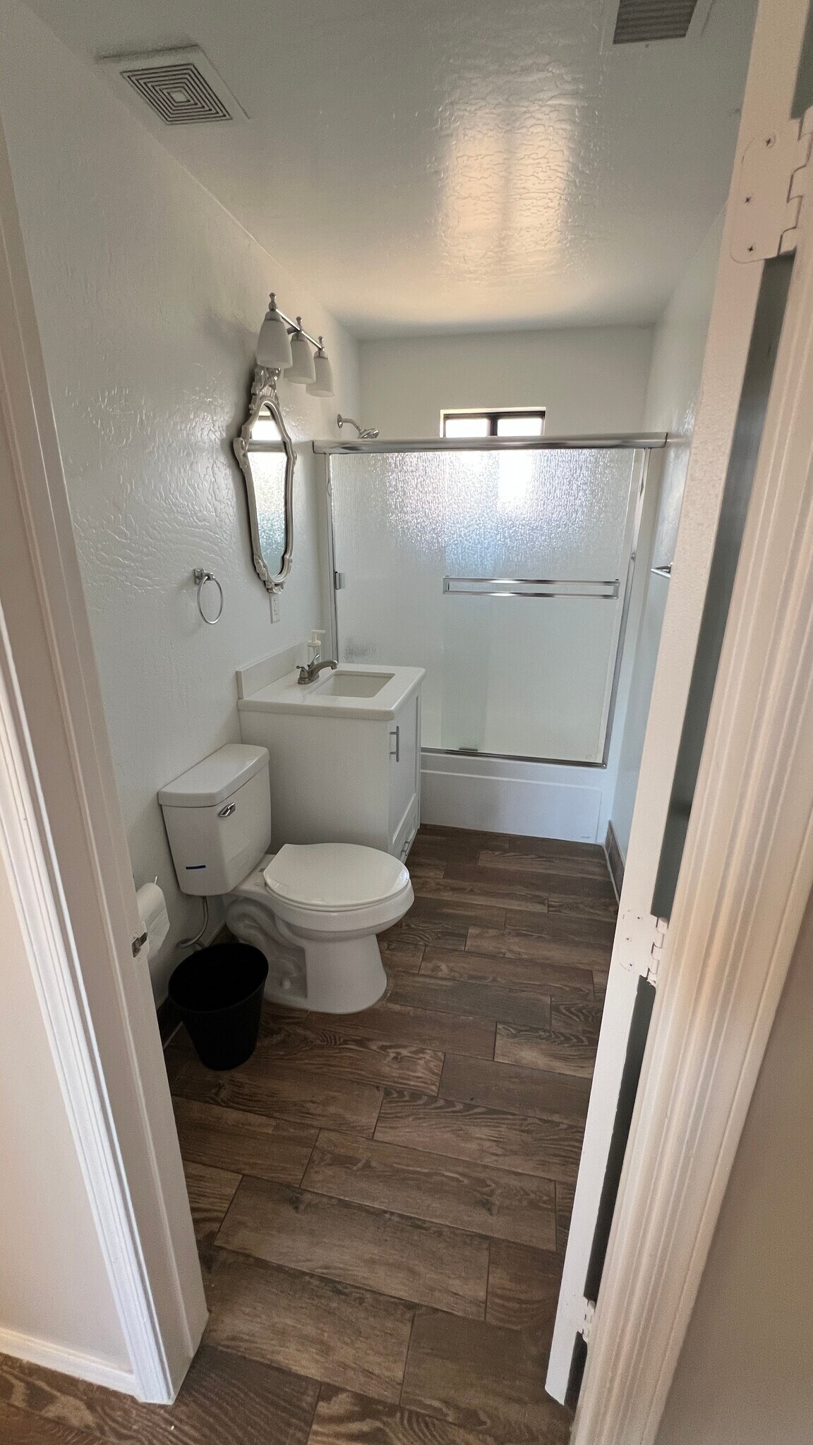 Building Photo - 3645 W Hadley St