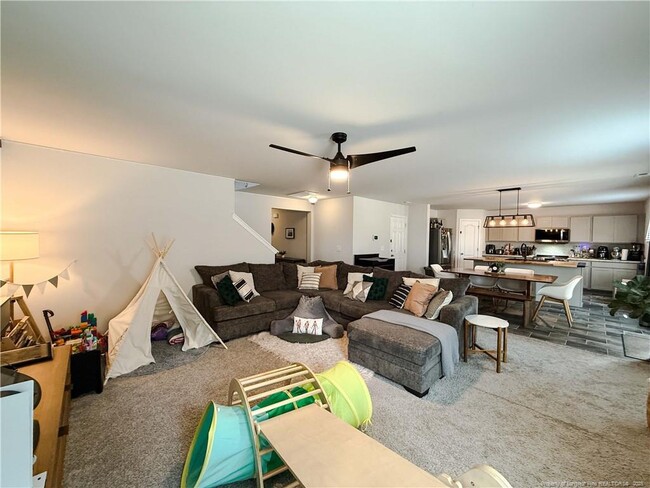 Building Photo - 231 Desert Orchid Cir