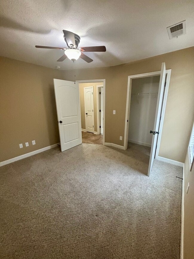 Building Photo - Cedarbrook Farms subdivision