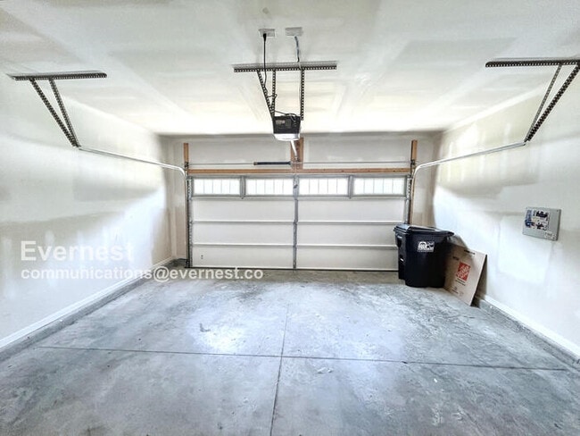 Building Photo - 3604 Pelham Wood Dr