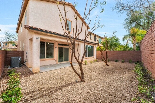 Building Photo - Charming Home in a Prime Southwest Las Vegas Location!