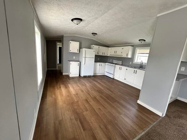 Building Photo - 5711 Blissfield Ct