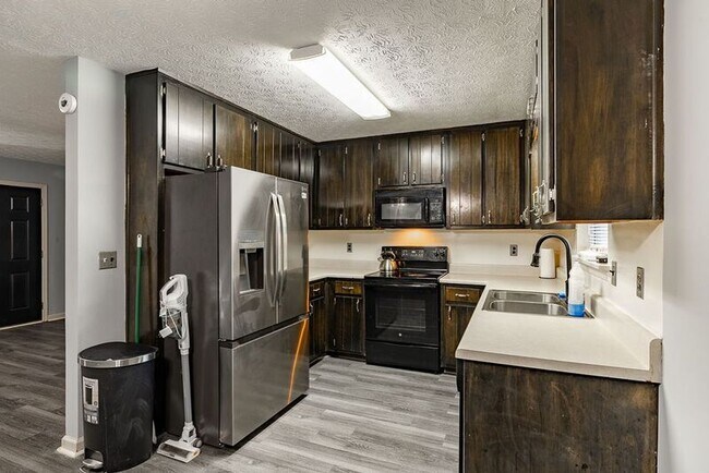 Building Photo - 1138 Reed Ct