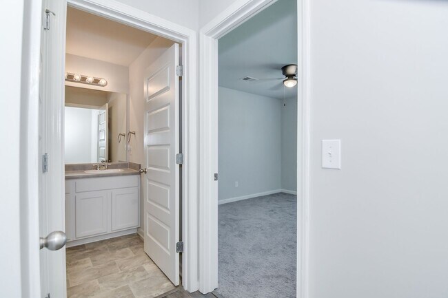 Building Photo - 4 Bedroom Minutes from Fort Eisenhower!