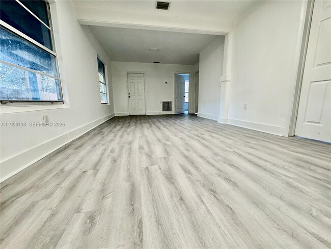 Building Photo - 7528 NE 3rd Ct