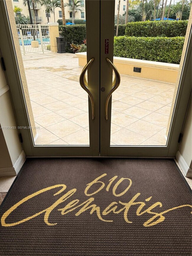 Building Photo - 610 Clematis St