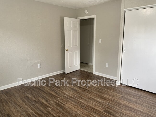 Building Photo - 8209 Gilmore Rd