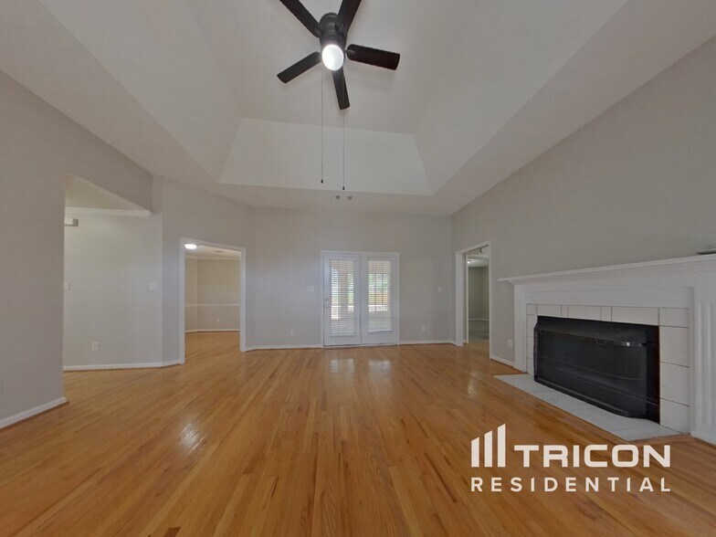 Building Photo - 4161 Saddle Horn Dr