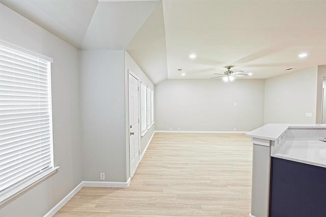 Building Photo - 1909 Morning Dove Dr