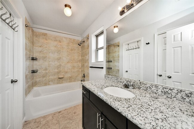 Building Photo - 17024 Wilthorne Gardens Ct