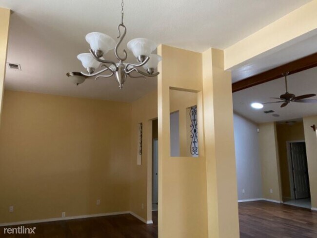 Building Photo - 4 br, 3 bath House - 3003 Onate Rd