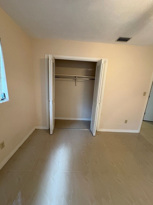 Building Photo - Charming 3 bed, 2 bath home, in Altamonte ...
