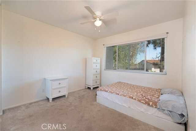 Building Photo - 28 Sycamore Ln