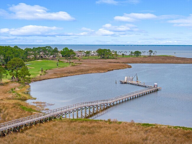 Building Photo - 8983 Heron Walk Dr