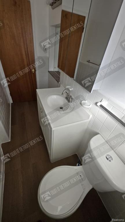 Building Photo - 1519 Midland Blvd