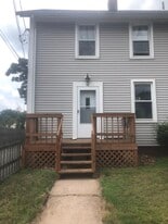 Building Photo - 42 Spruce St