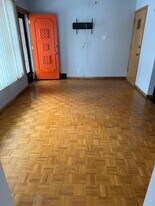 Building Photo - 813 Cadora Dr