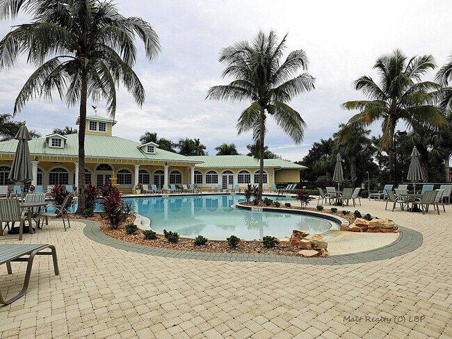 Building Photo - Moody River~  Furnished Coach Home