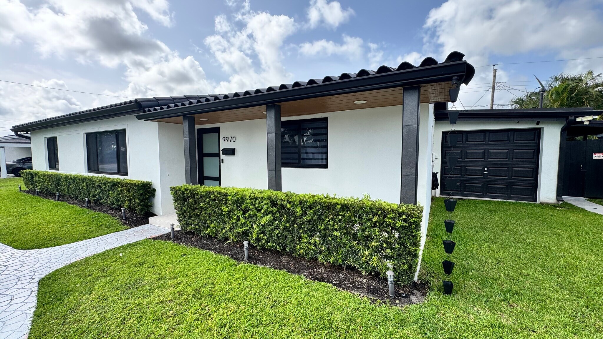 Building Photo - 9970 SW 13th Ter