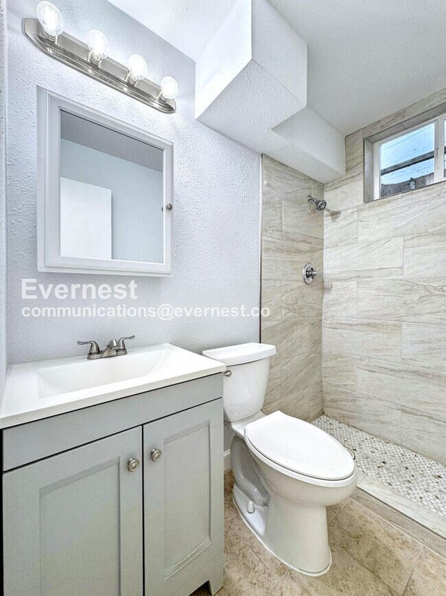 Building Photo - 6638 S Logan St