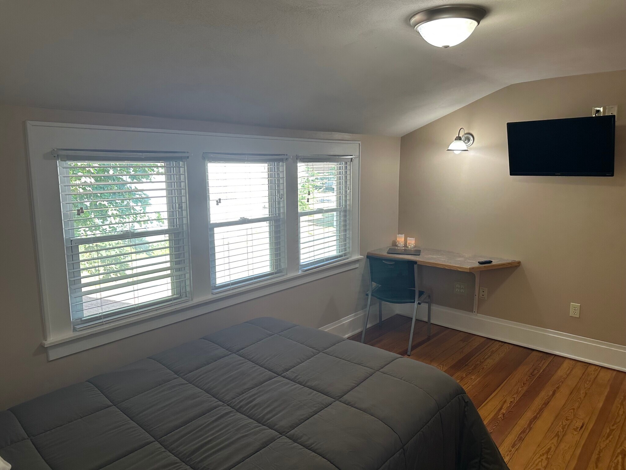 Building Photo - 4 Water St