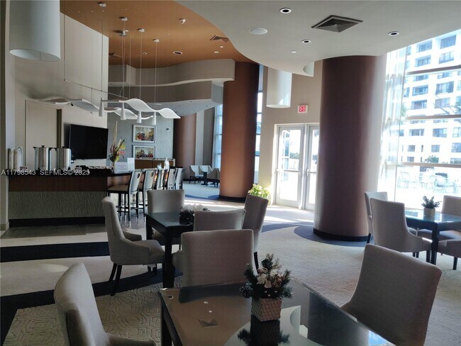 Building Photo - 3101 S Ocean Dr