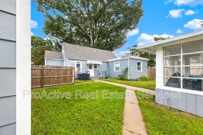 Building Photo - 769 Burksdale Rd
