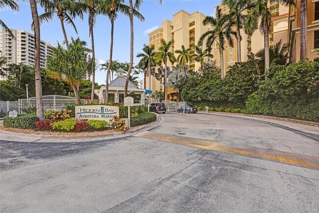 Building Photo - 3330 NE 190th St