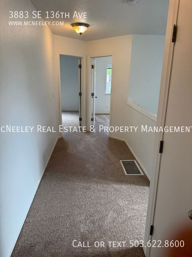 Building Photo - 3883 SE 136th Ave