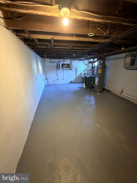 Building Photo - 648 Edgewood Ave