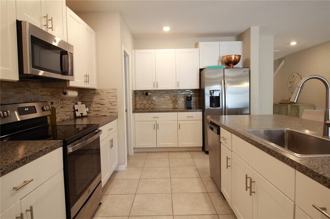 Building Photo - 7319 Canterbury Bells Ct